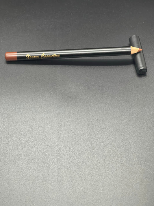 True Brown Wood lip liner